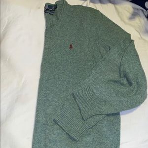 A authentic V-neck Polo knitted sweater